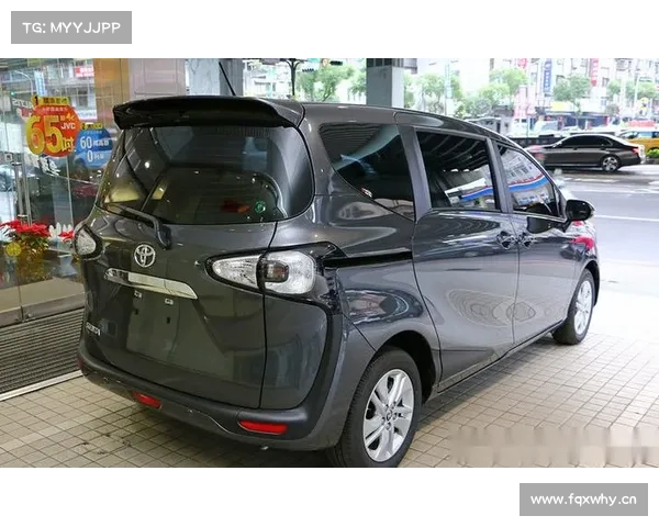 全新丰田Innova面包车:长得跟五菱宏光一样的身影 全新丰田Innova面包车:长得跟五菱宏光一样的身影