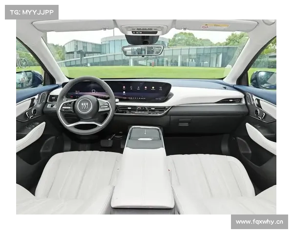 全新别克君越内饰曝光,怀挡机构加门板座椅调节,或于上半年发布 全新别克君越内饰曝光,怀挡机构加门板座椅调节,或于上半年发布